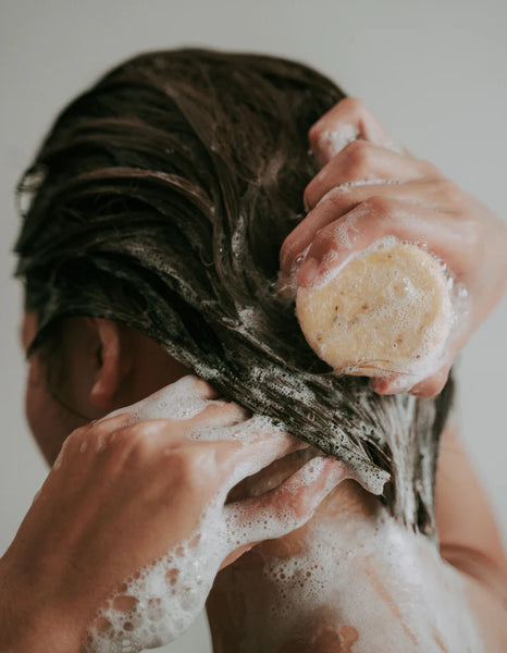 ALWIS & XAVIER Shampoo Bar: Nourishing Calendula