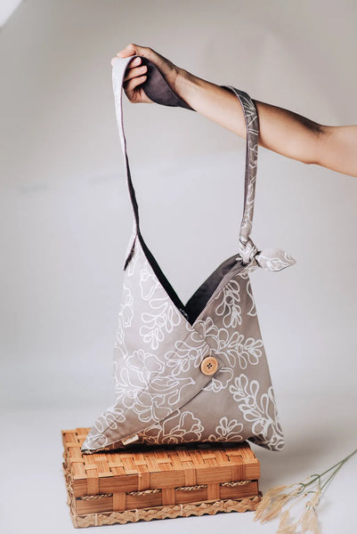 Shop x Dignity: The Folded Knot Bag
