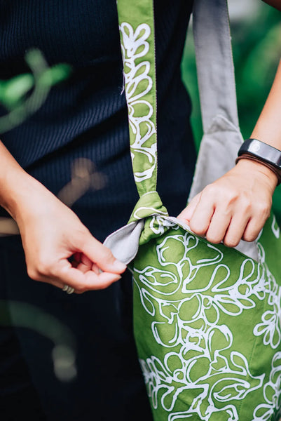 Shop x Dignity: The Folded Knot Bag