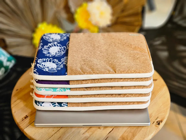 Shop x Dignity: Batik Laptop Sleeve 15"