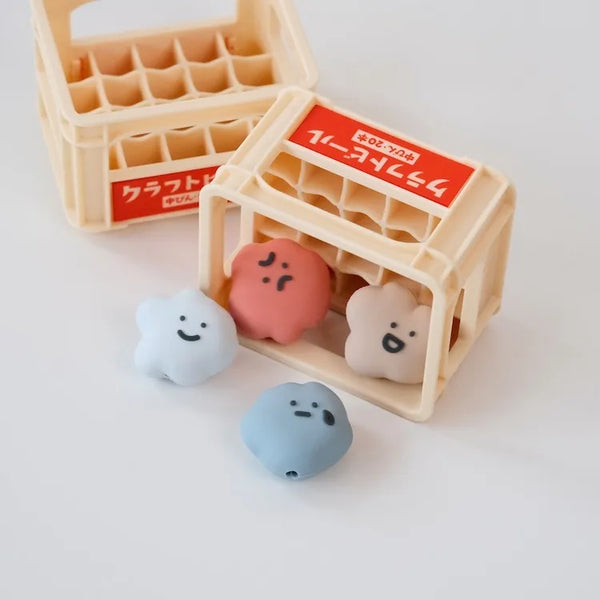 Square Studio: Mood Cloud Cable Bite