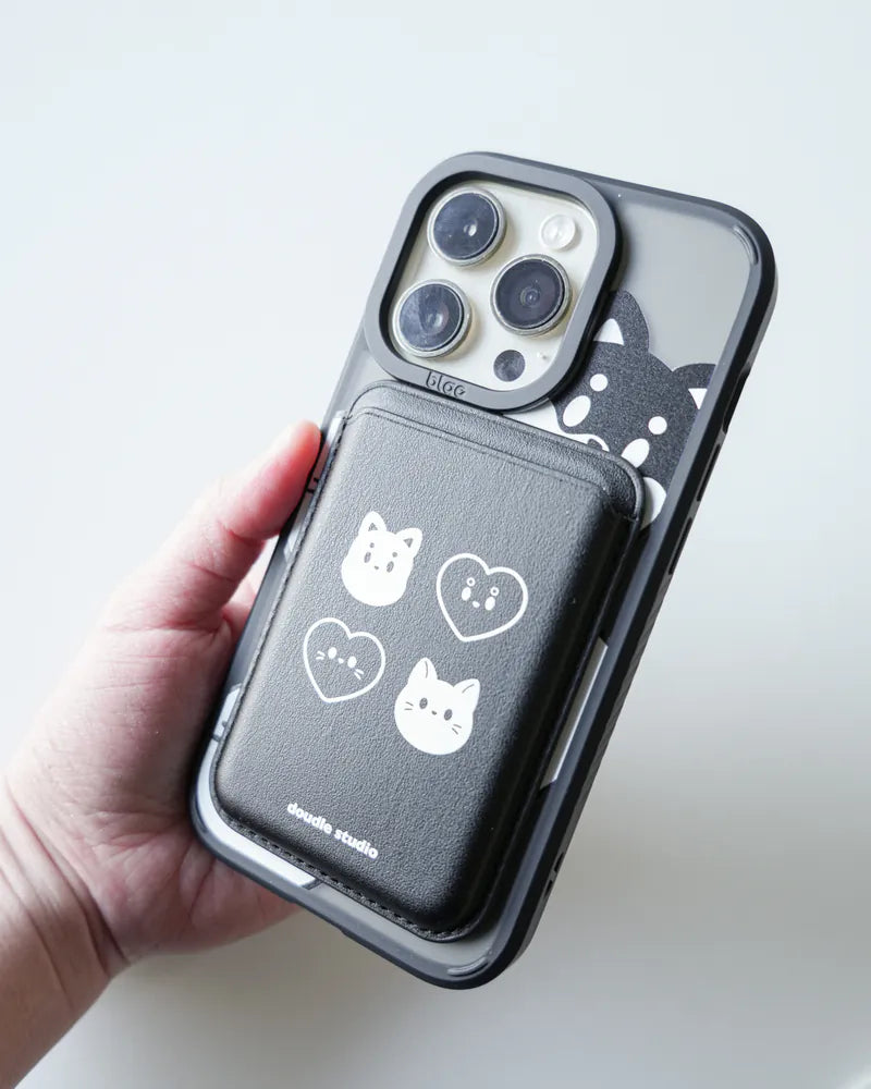 Doudle Studio: MagSafe Dou Dou & Meow Meow's Hearts Card Holder