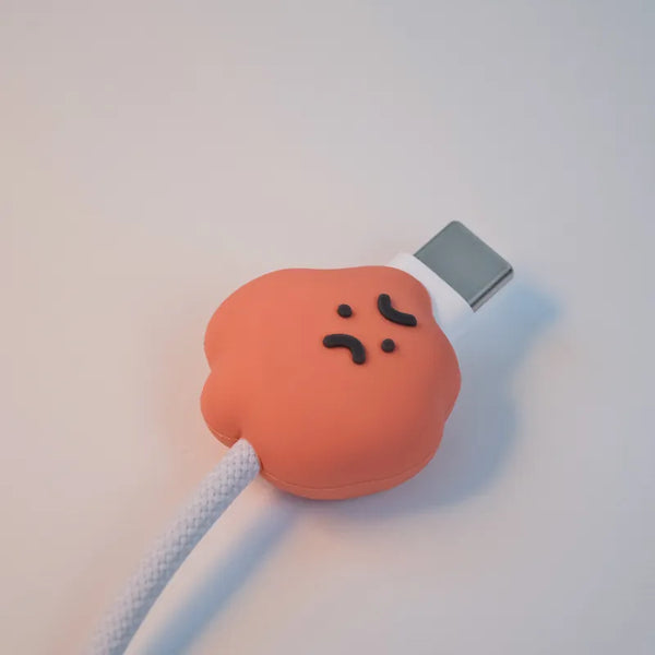 Square Studio: Mood Cloud Cable Bite