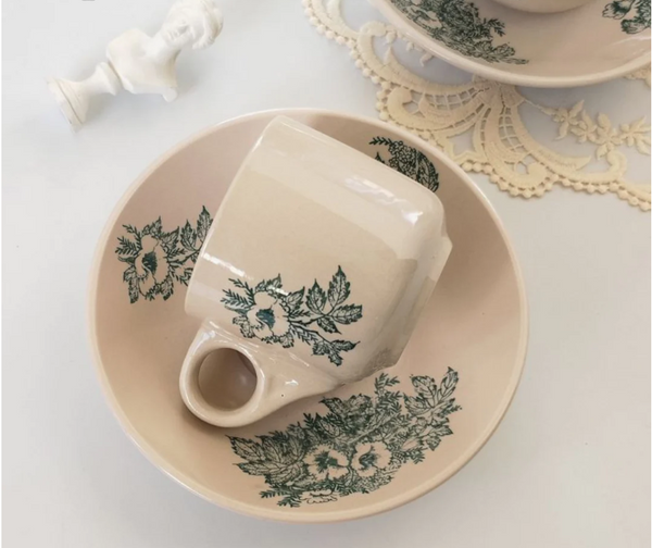 Mano Plus Vintage Porcelain Coffee cup with saucer (1 set)