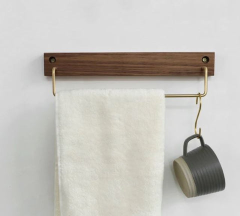 Hugo Walnut Cloth Hanger (S)