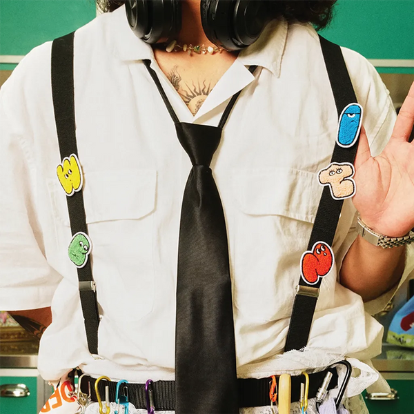 GOODPAIR SOCKS WAWW Flurry Patch with Pin