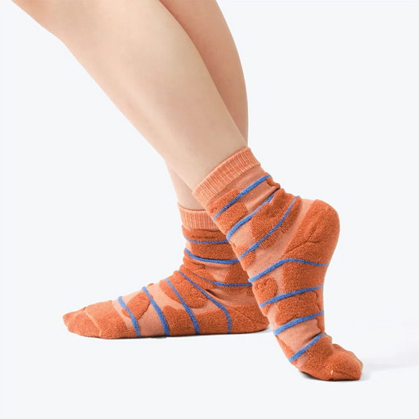 GOODPAIR SOCKS | WAWW WEIRD WE | Goldy | Reversible Mid Socks