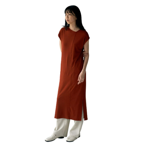 THE WES STUDIO Classic Cap Sleeve Butter Knit Dress (Rusty Red)