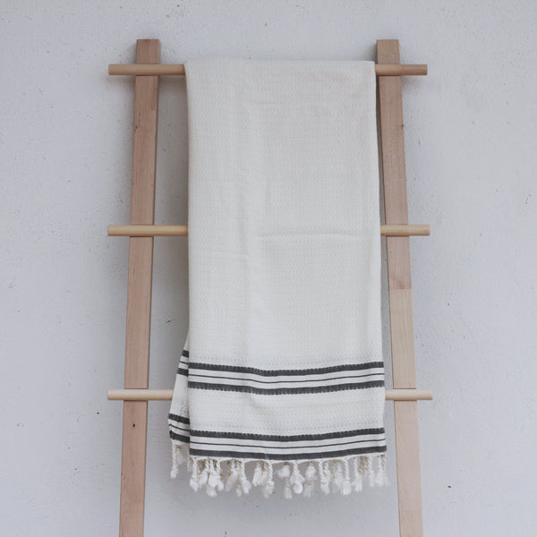 REAL MATERIAL: Awan Towel
