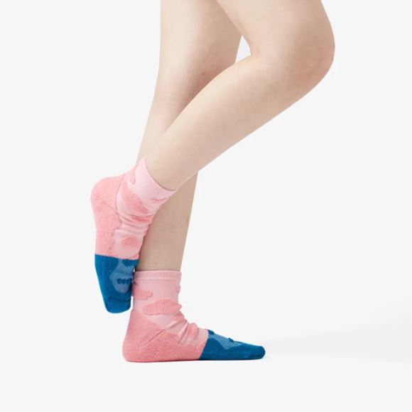 GOODPAIR SOCKS X KINDERGARDEN | Clooud Coral Socks: Colorful Patterned Socks