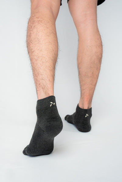 JUST BETTER COMPANY Bamboo Charcoal Socks: Ankle (1 pair)