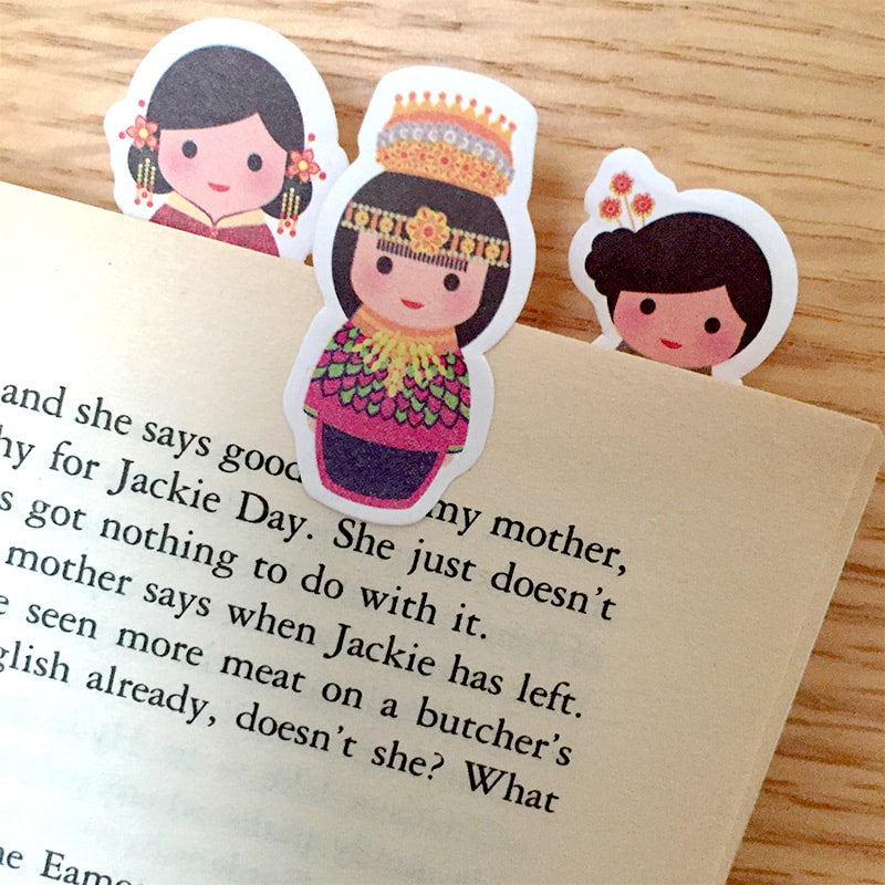 EMPAT MUSIM PANAS: Penanda Halaman Melekit