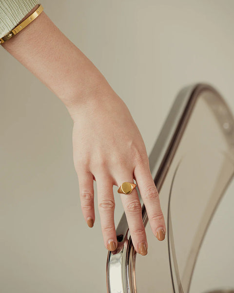 GUNG JEWELLERY Ring: Ovoid Gold